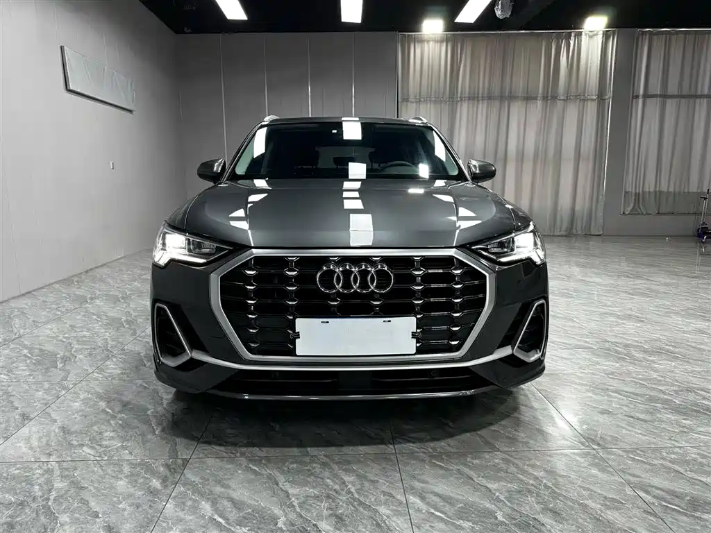 Audi Q3 2022 35 TFSI Fashion Dynamic фото 2