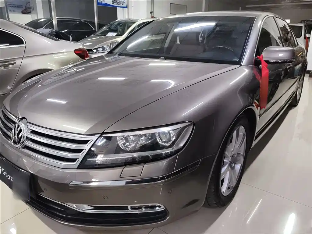 Volkswagen Phaeton 2012 3.0L Executive фото 2