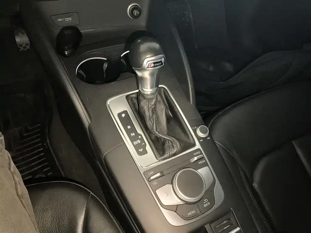 Audi A3 2017 Limousine 40 TFSI Style фото 14
