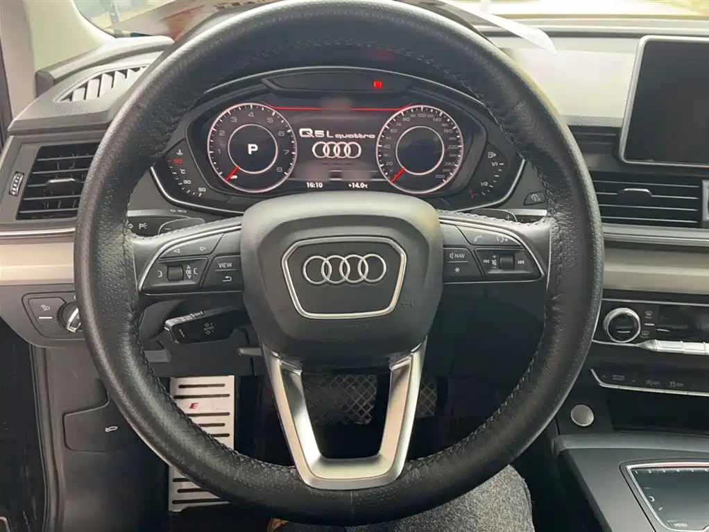 Audi Q5L 2020 Facelift 40 TFSI Honor Fashion фото 5