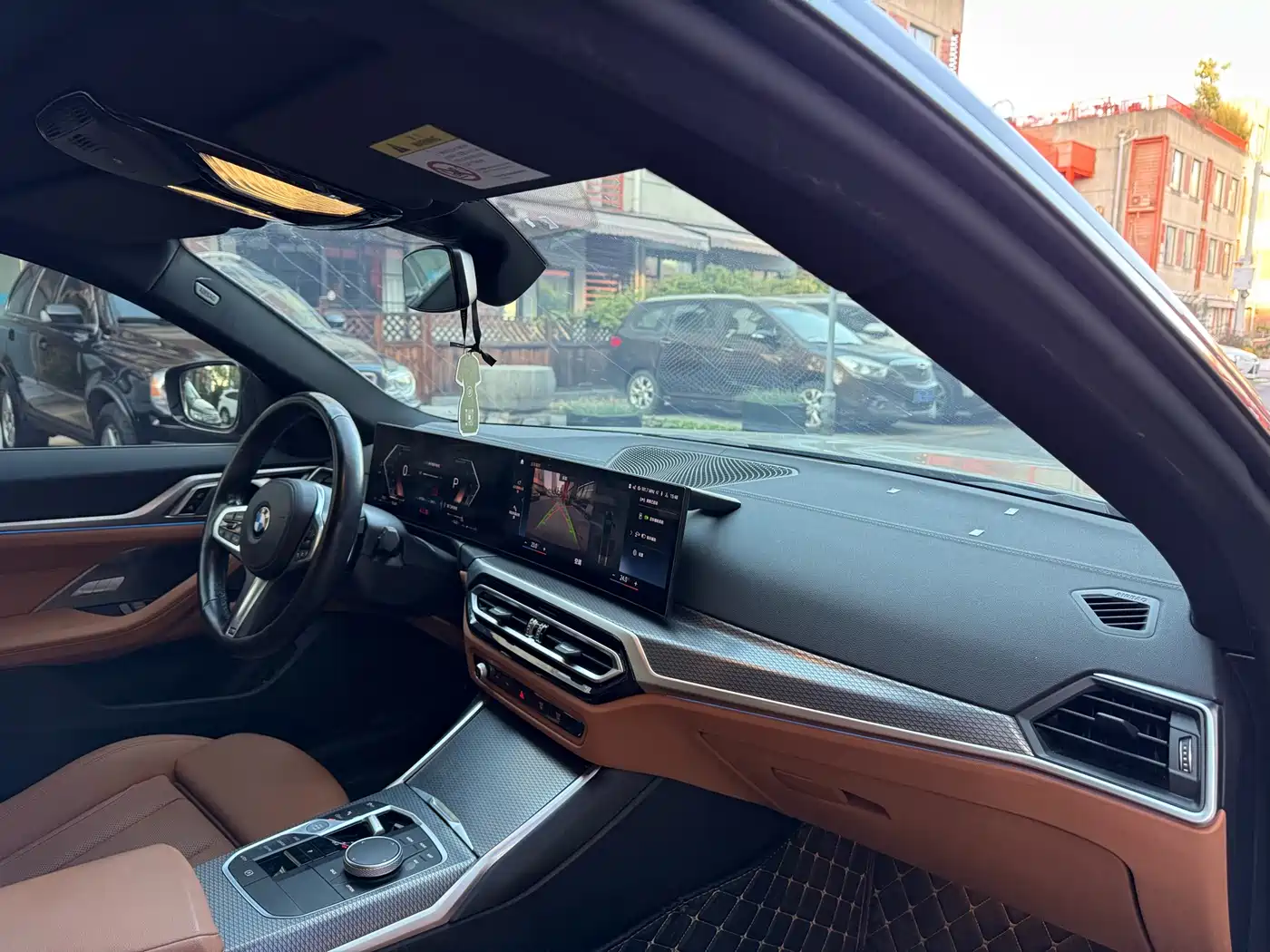 BMW 4 Series 2023 425i Gran Coupe M Sport Shadowline Package фото 12