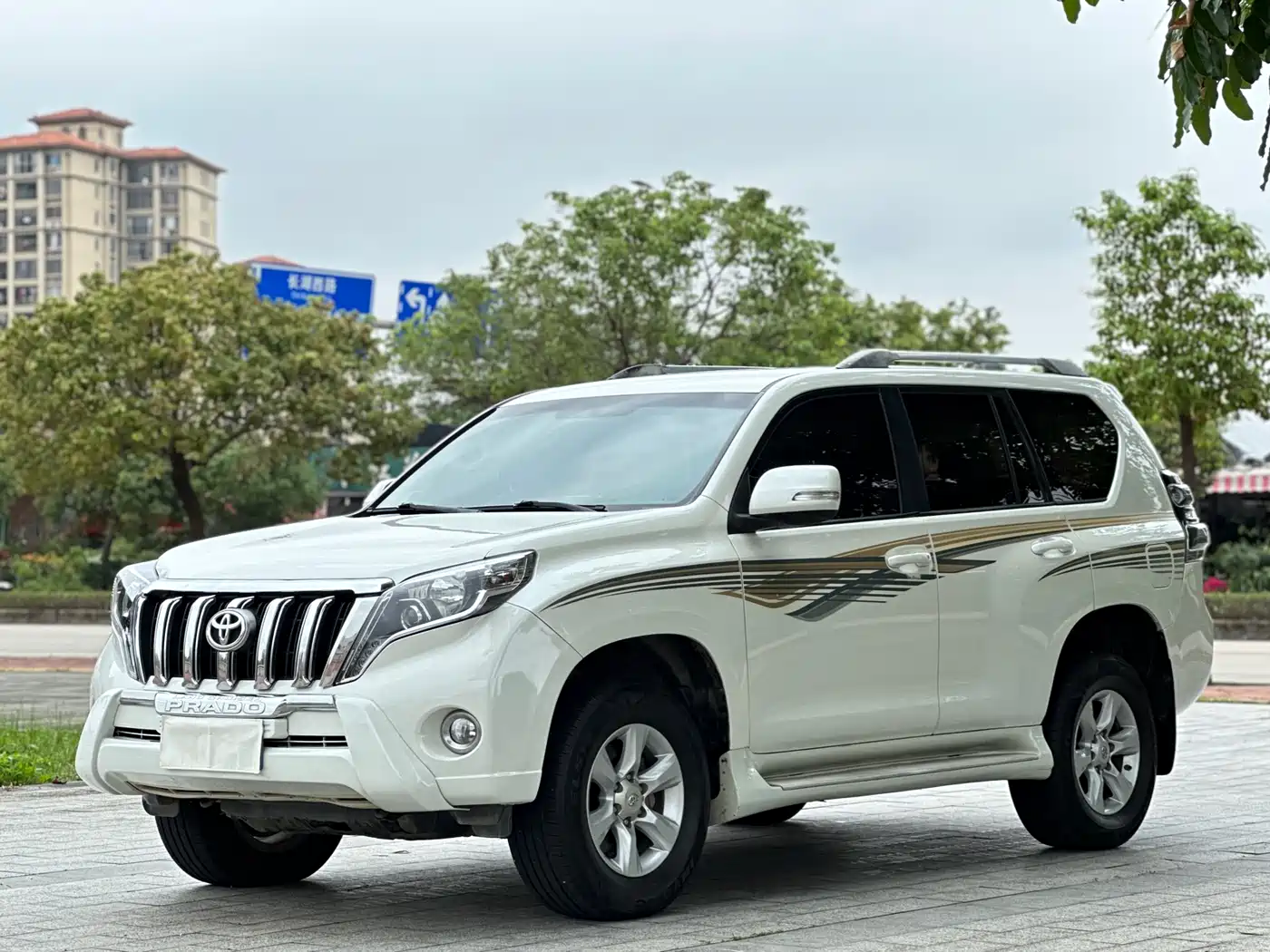 Toyota Prado (Import) 2010 2.7L Automatic Standard