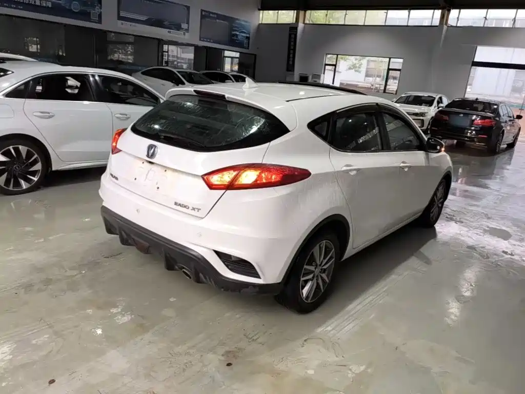 Changan Eado XT 2017 2016 1.6L Manual Stylish Cool Edition