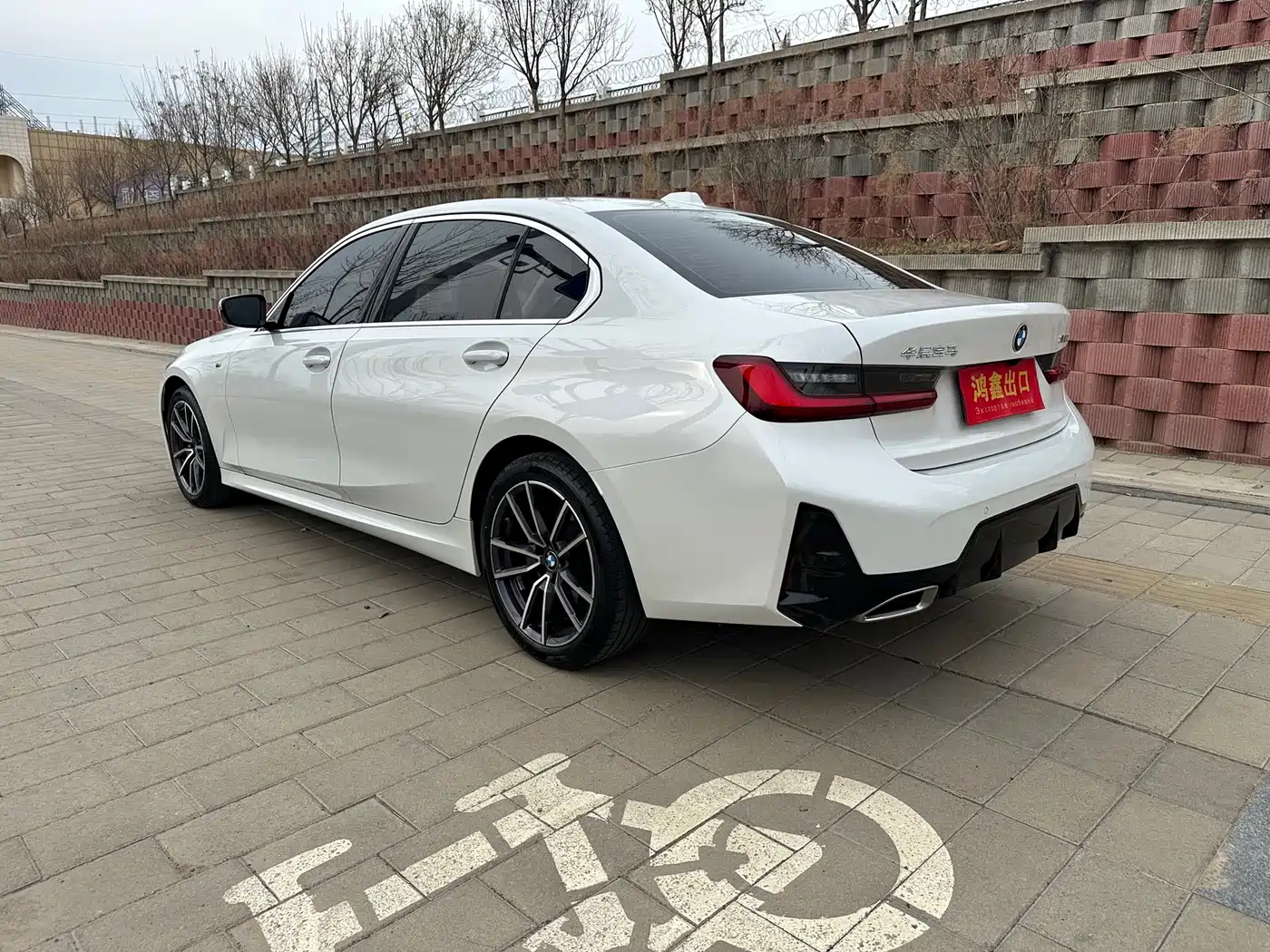 BMW 3 Series 2023 320Li M Sport Package фото 8