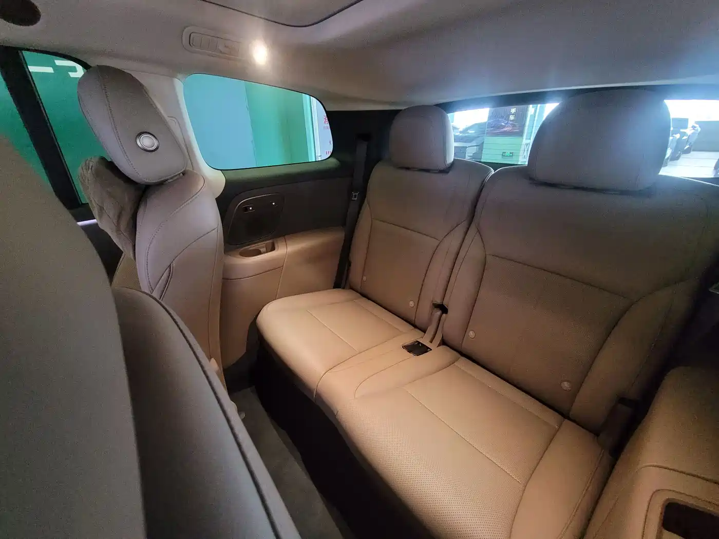 Li Auto Li i8 2025 2025 Standard Edition