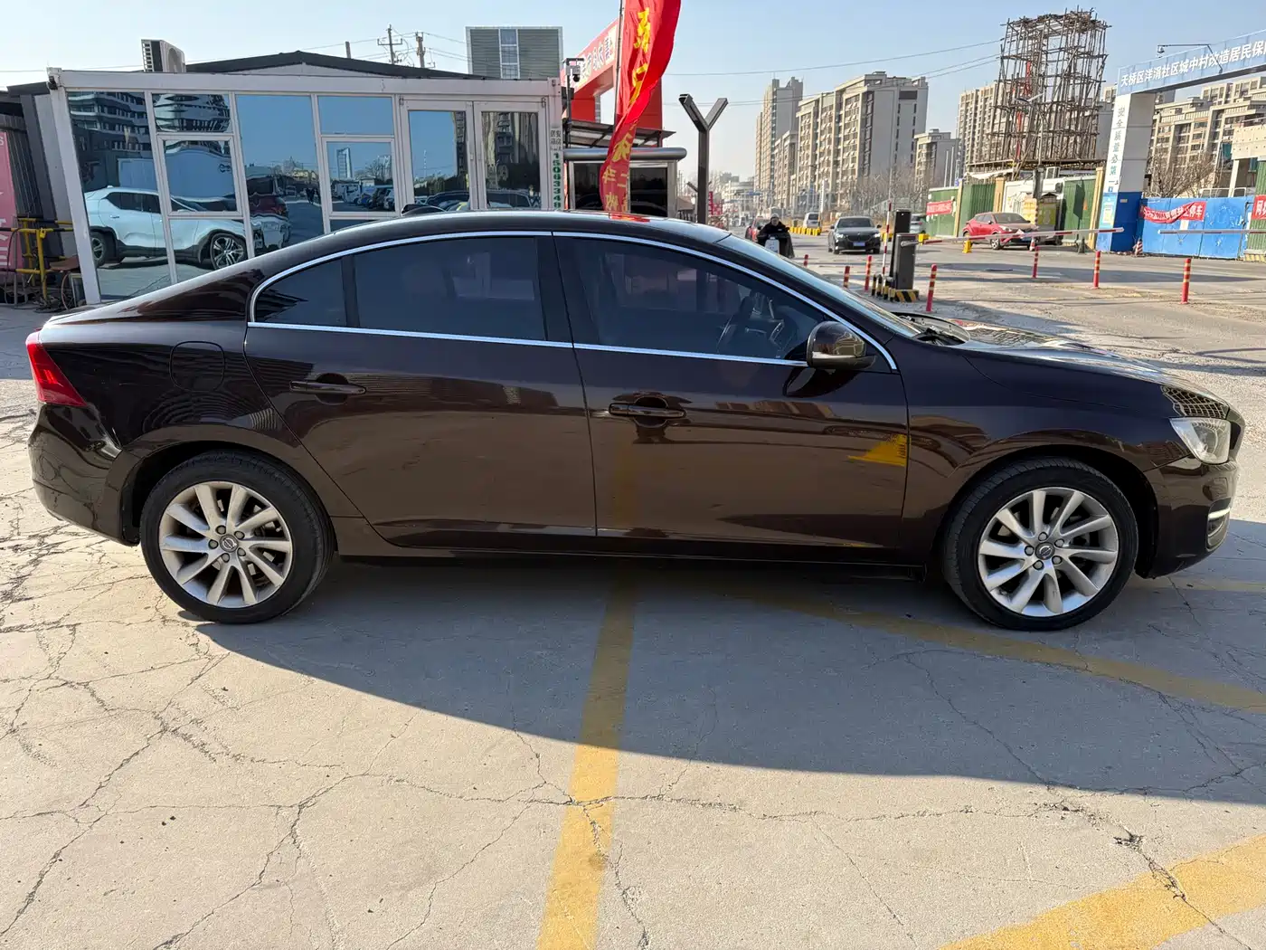 Фото 4 - Volvo S60