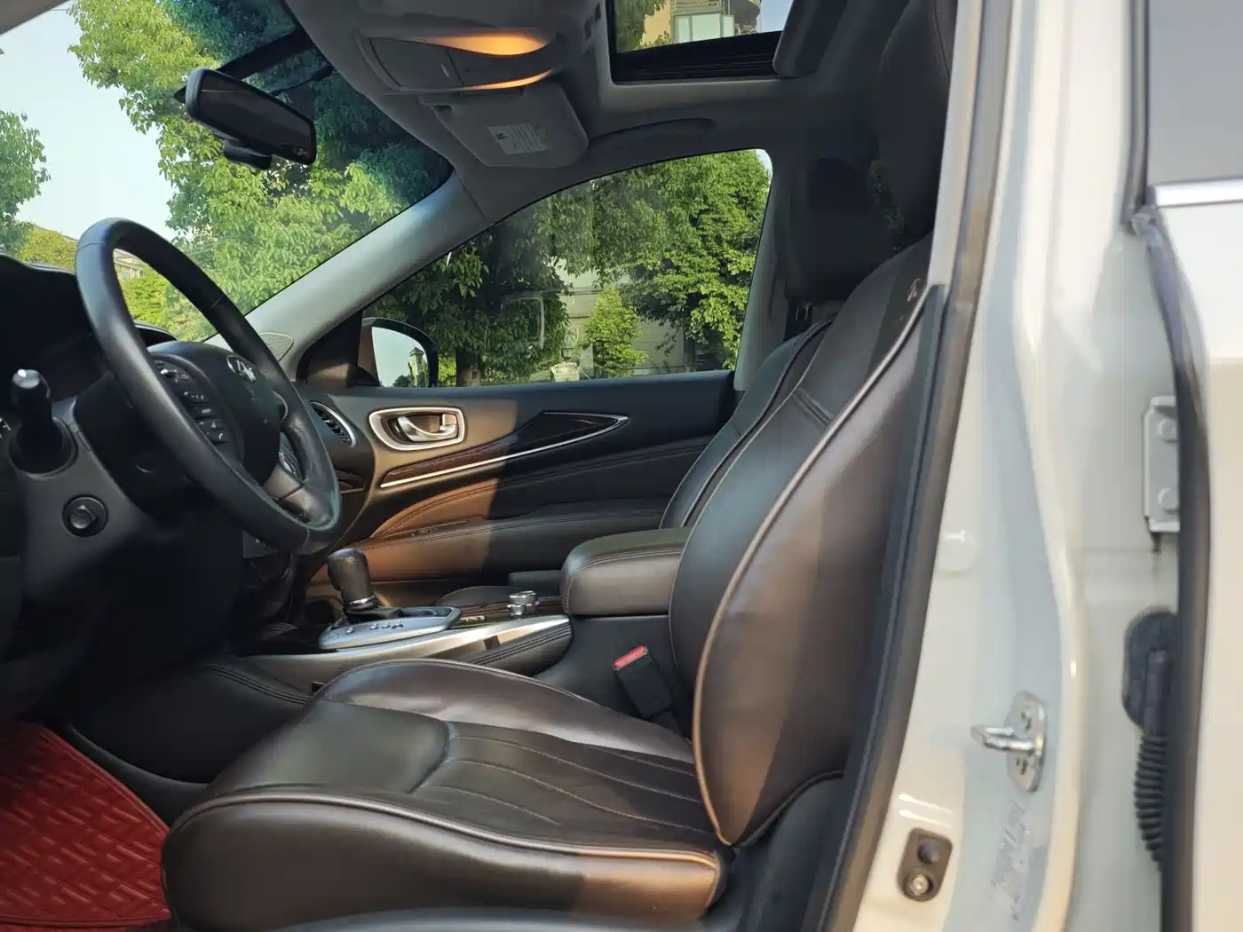 Infiniti QX60 (Import) 2016 2014 Model 2.5 S/C Hybrid 2WD Excellence Edition