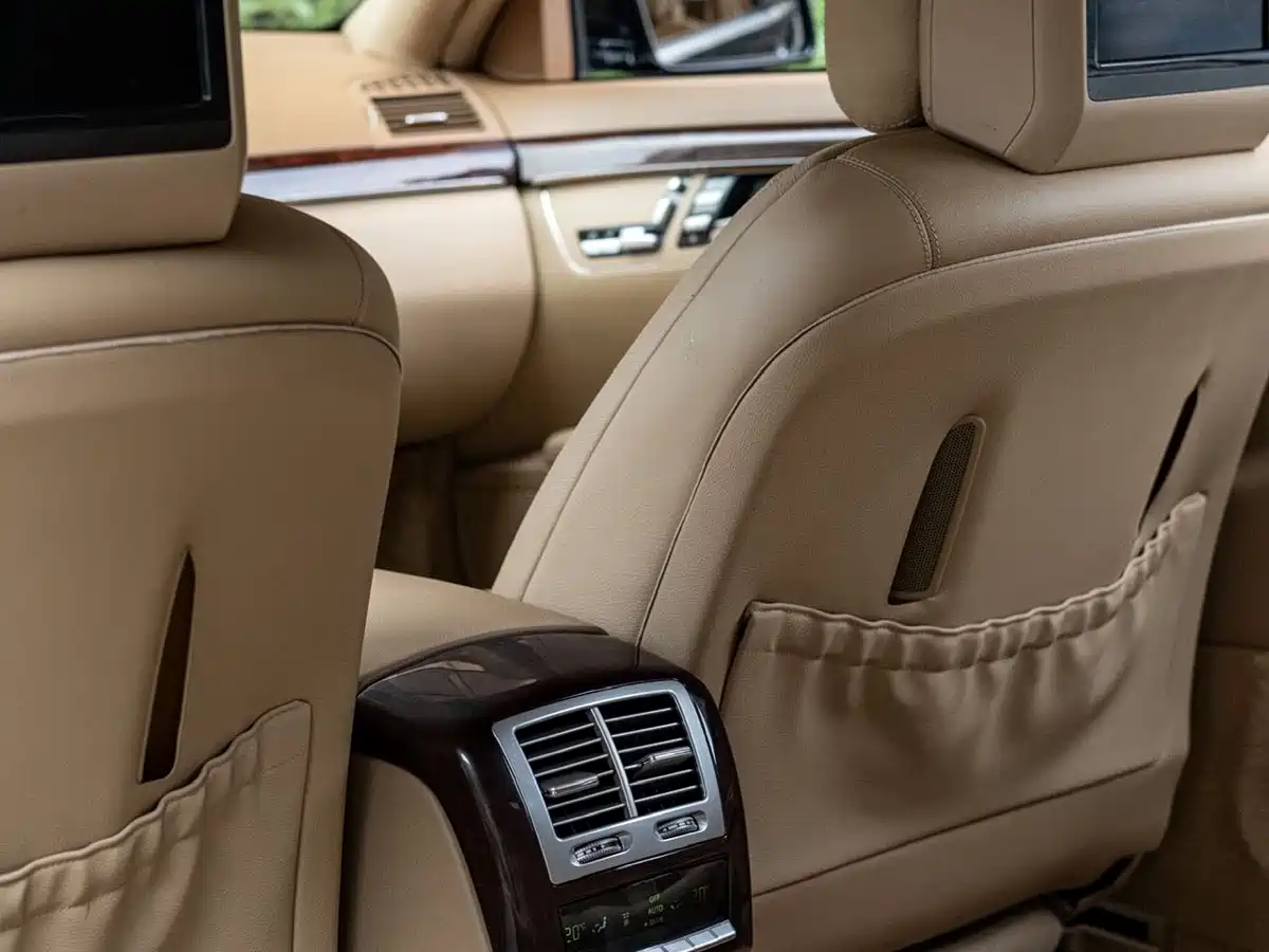 Mercedes-Benz S-Class 2011 S 350 L CGI фото 14