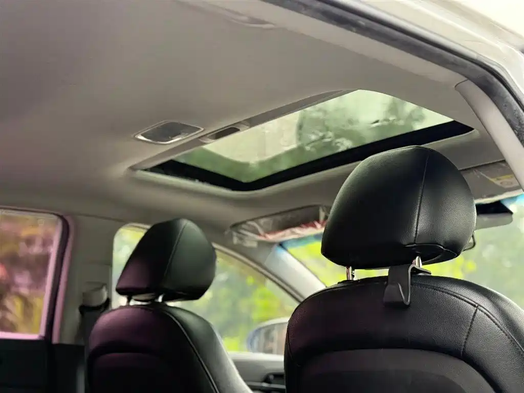 Hyundai Elantra 2019 1.4T Dual-clutch XuanDong·Vitality Type фото 9