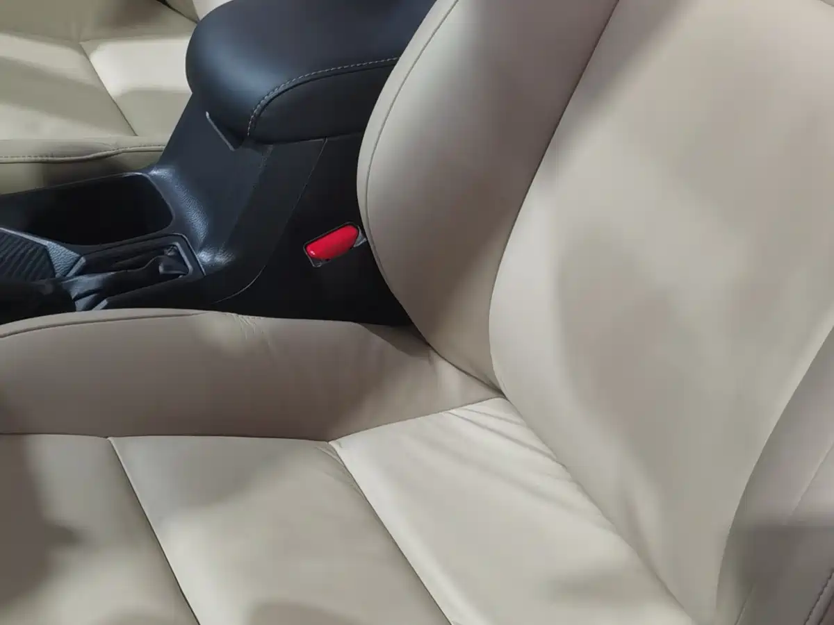 Toyota RAV4 Rongfang 2013 2.5L Auto 4WD Elite фото 7