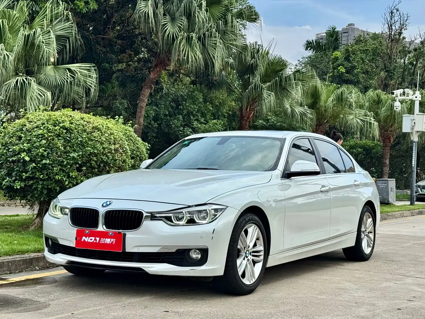 BMW 3 Series 2016 320Li Fashion Model