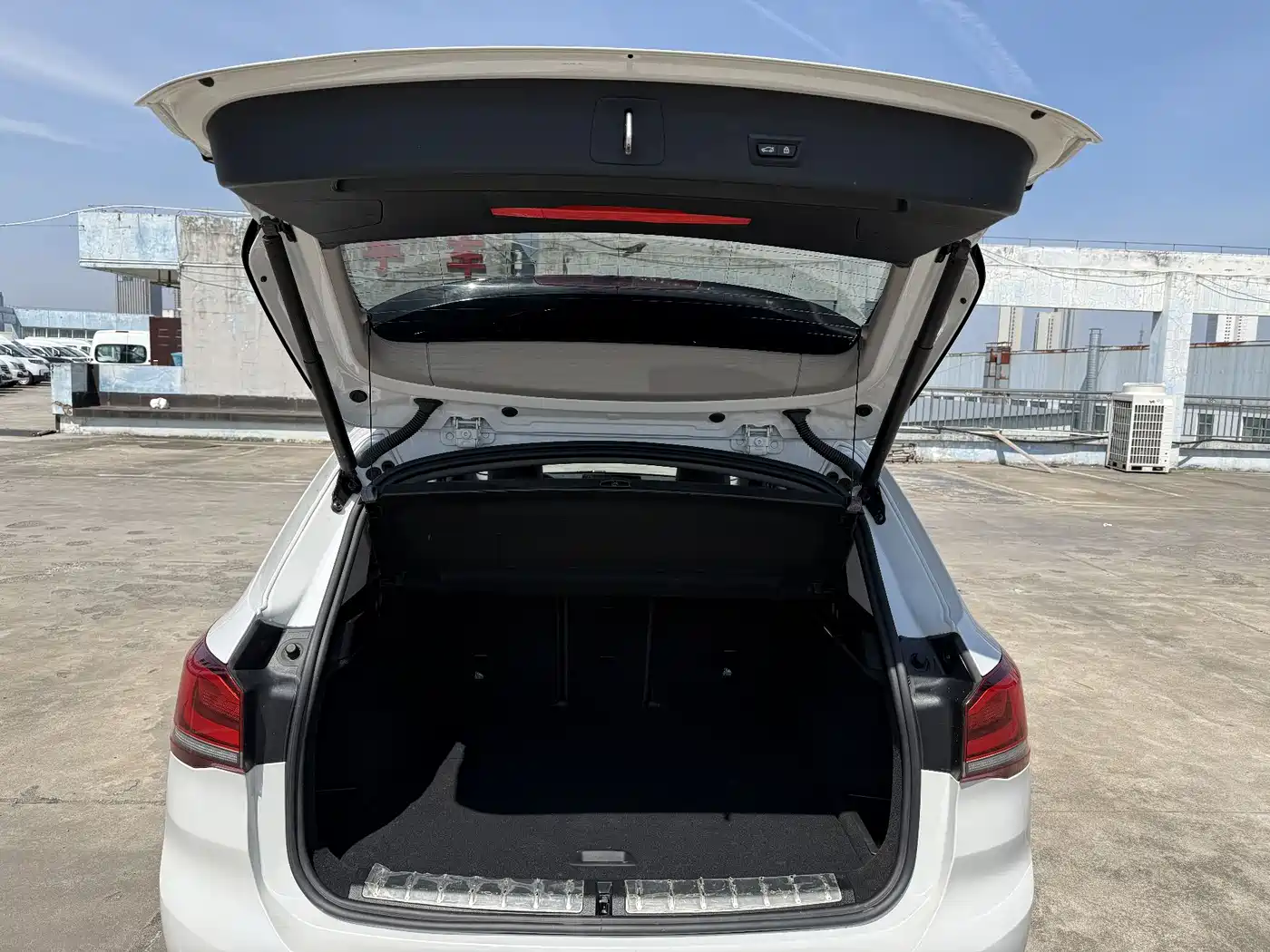 BMW X1 2021 Facelift sDrive25Li Leading фото 7