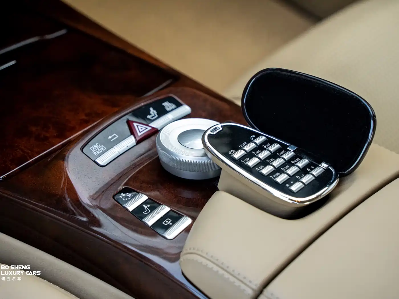 Mercedes-Benz S-Class AMG 2010 AMG S 65 фото 26