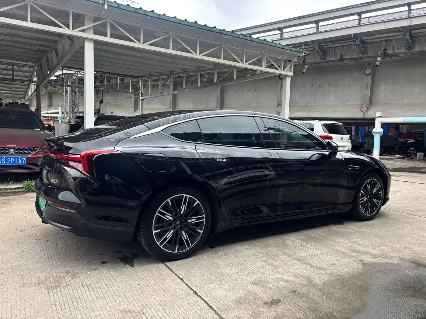 Nezha Auto Nezha S 2024 2023 Model Pure Electric 520km RWD Edition