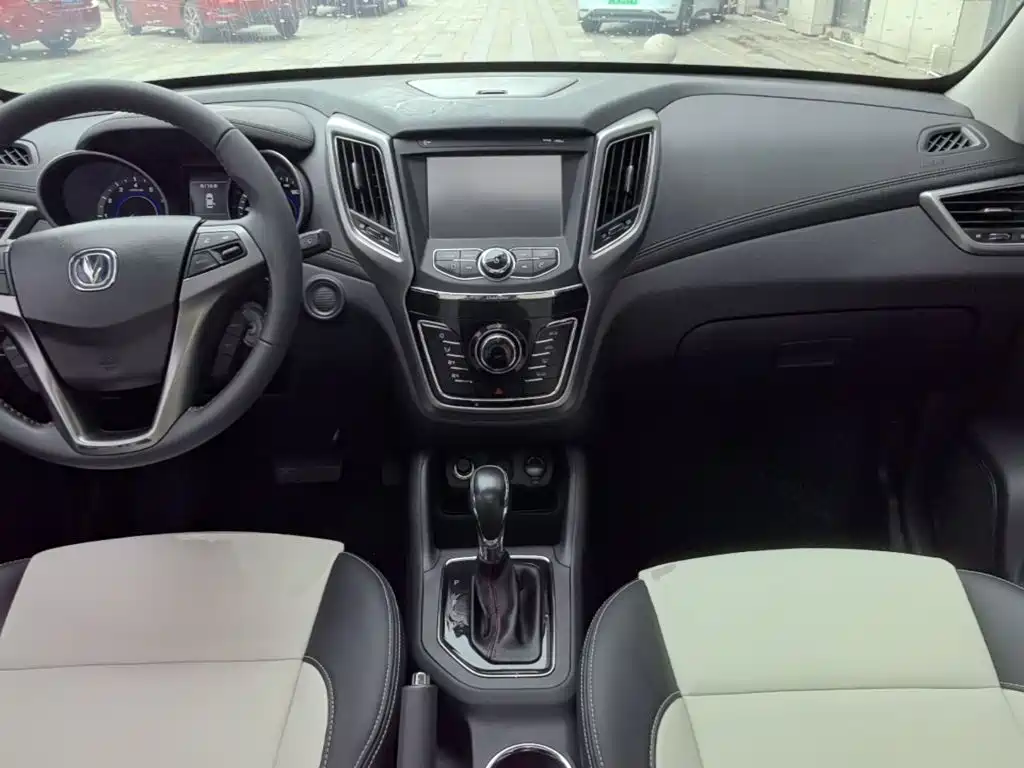 Changan CS35 2018 2017 1.6L Auto Luxury
