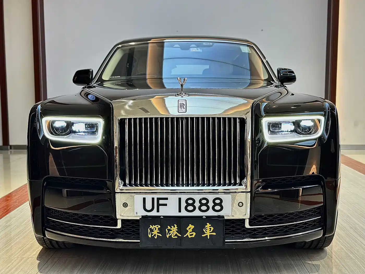 Rolls-Royce Phantom 2018 6.7T Long Wheelbase Version