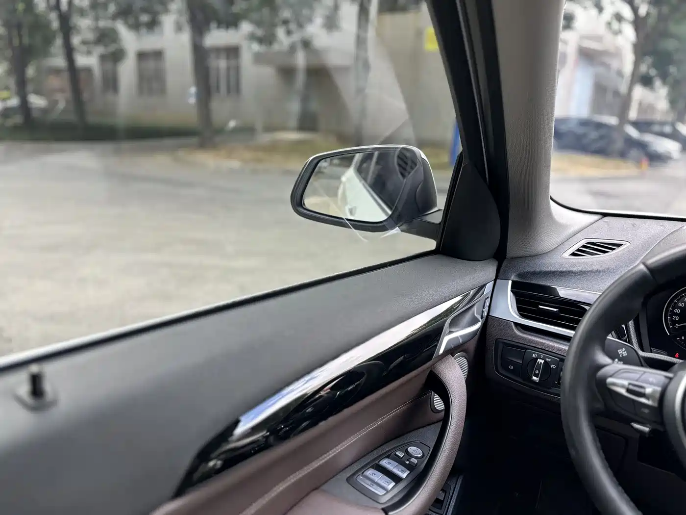 BMW X1 2022 sDrive25Li Leading фото 10