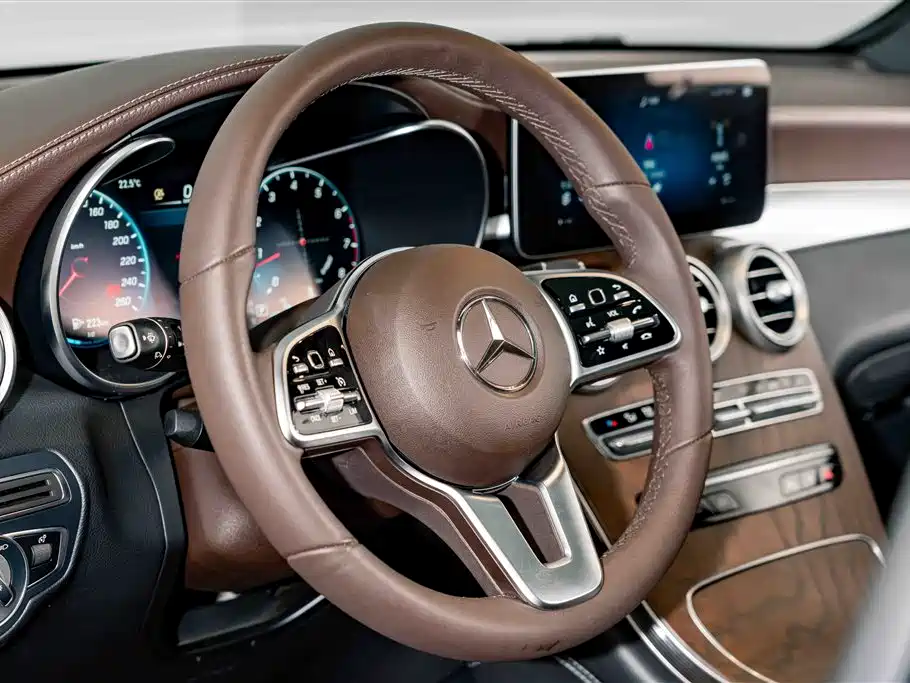 Mercedes-Benz GLC 2022 Model GLC 260 L 4MATIC Luxury Edition фото 10