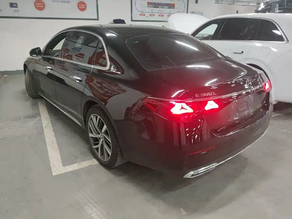 Mercedes-Benz E-Class 2024 Facelift E 300 L Fashion фото 3