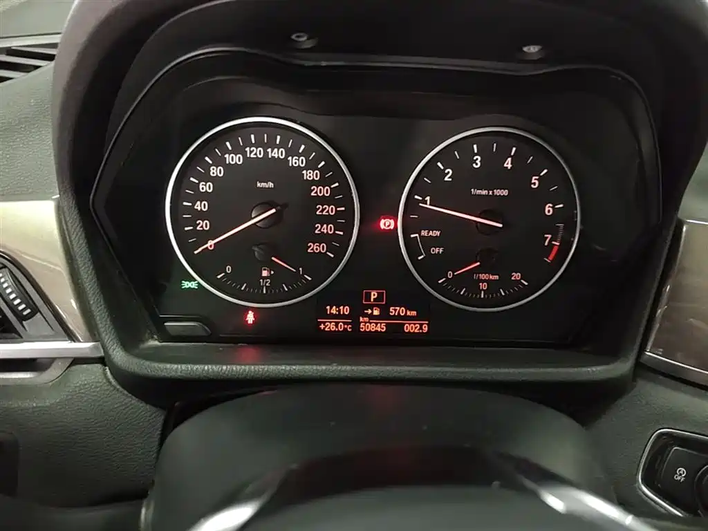 BMW X1 2016 sDrive20Li Luxury Model фото 18