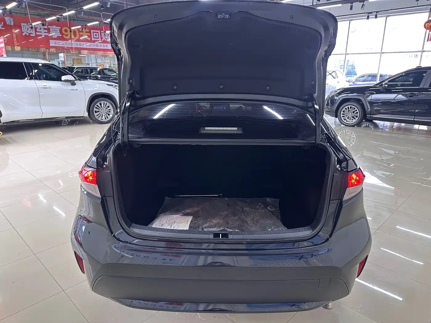 Toyota Levin 2022 TNGA 1.5L CVT Progressive Edition фото 17