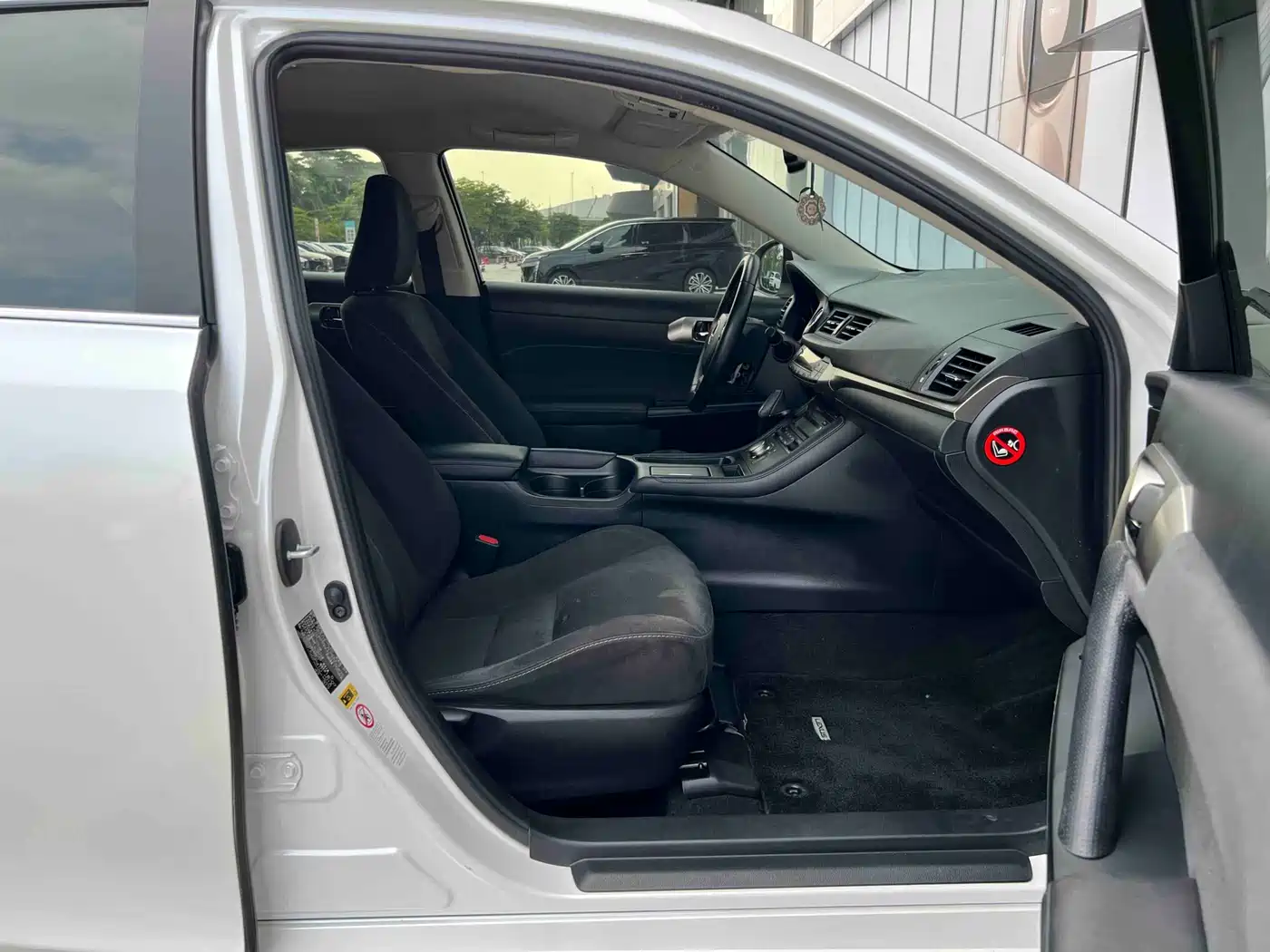 Lexus CT 2018 2017 CT200h Elite Edition Monochrome China V