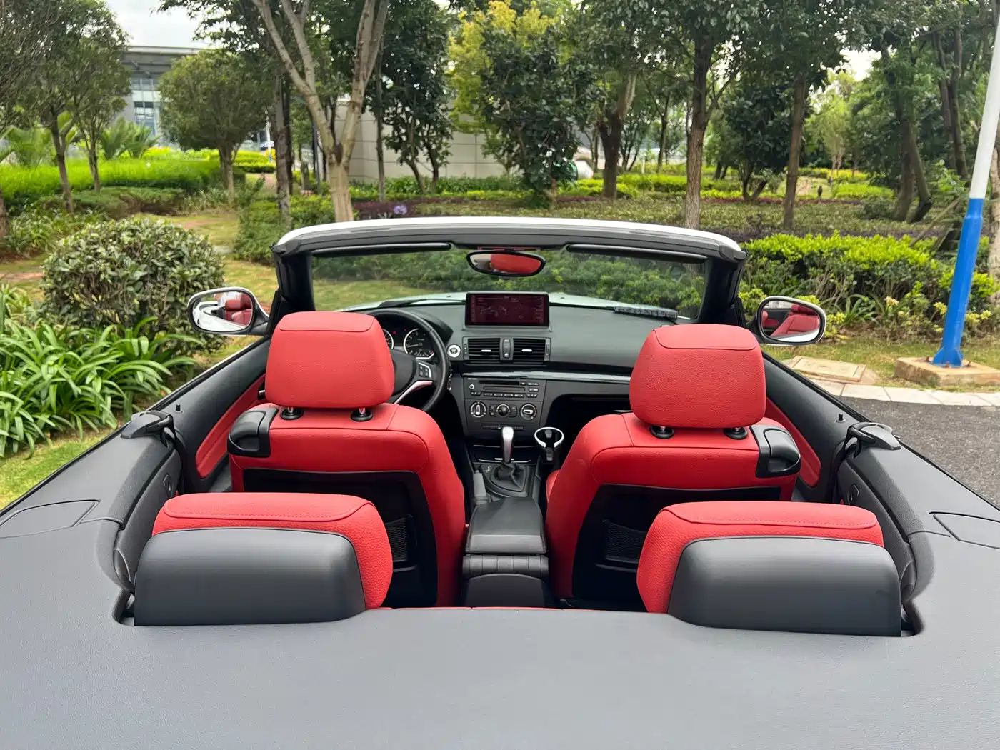 BMW 1 Series (Import) 2011 120i Convertible фото 5