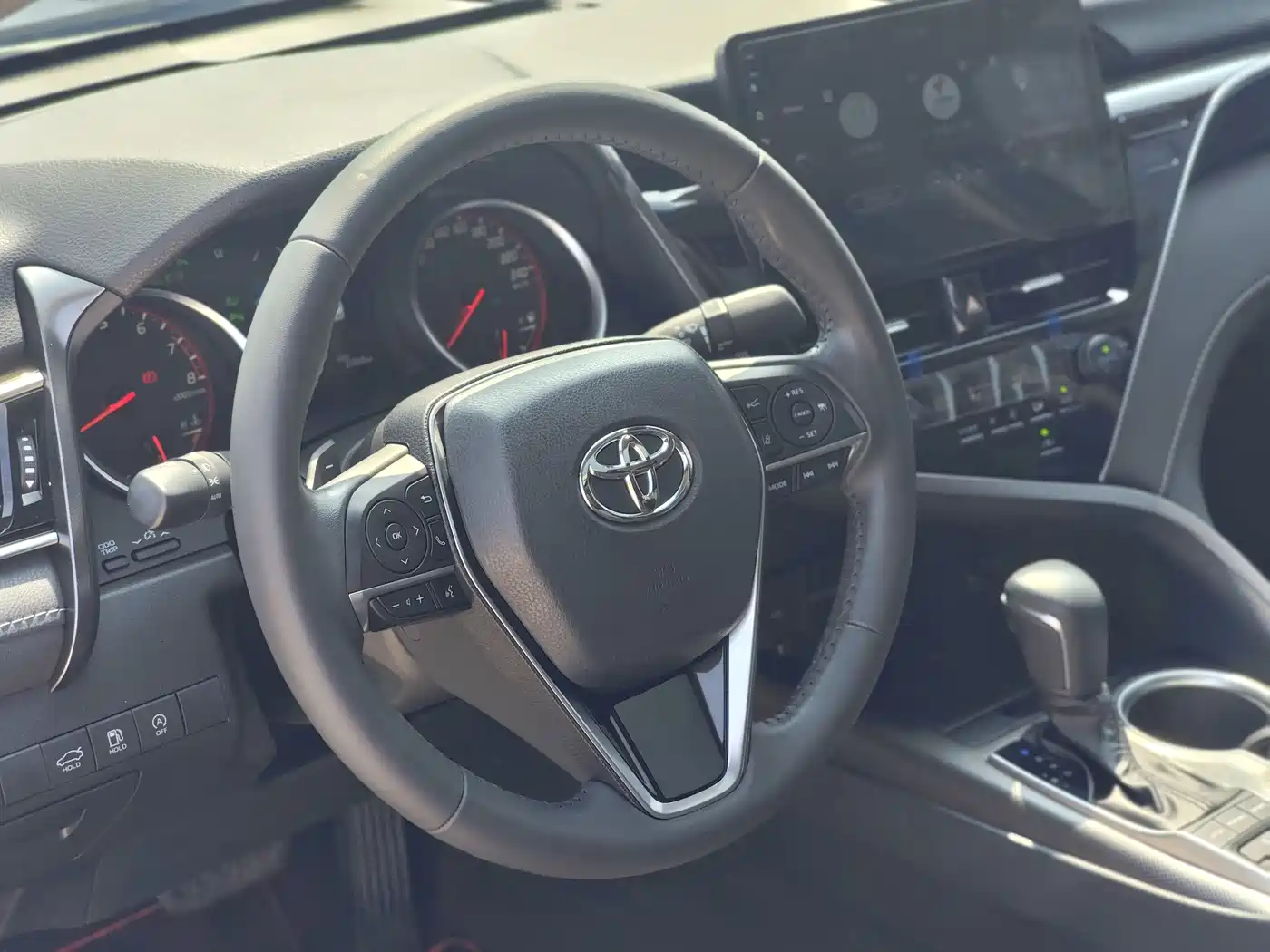 Toyota Camry 2021 2.0S Sporty Edition фото 13