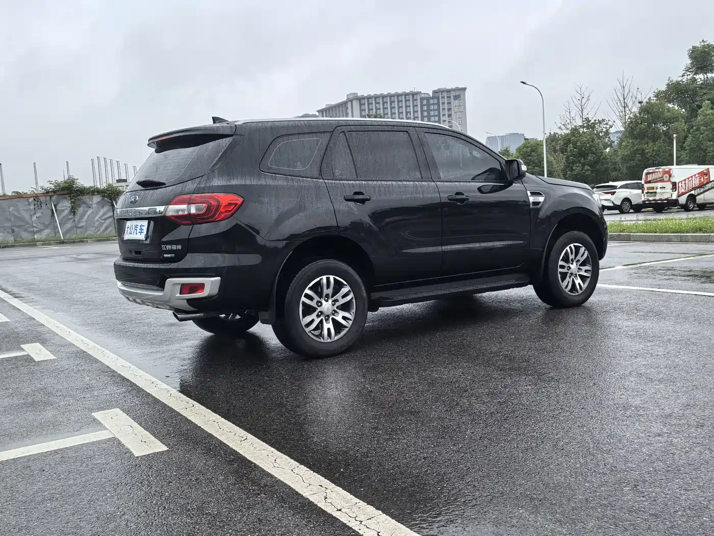 Ford Everest 2017 2016 2.0T Gasoline Automatic 4WD Luxury Edition