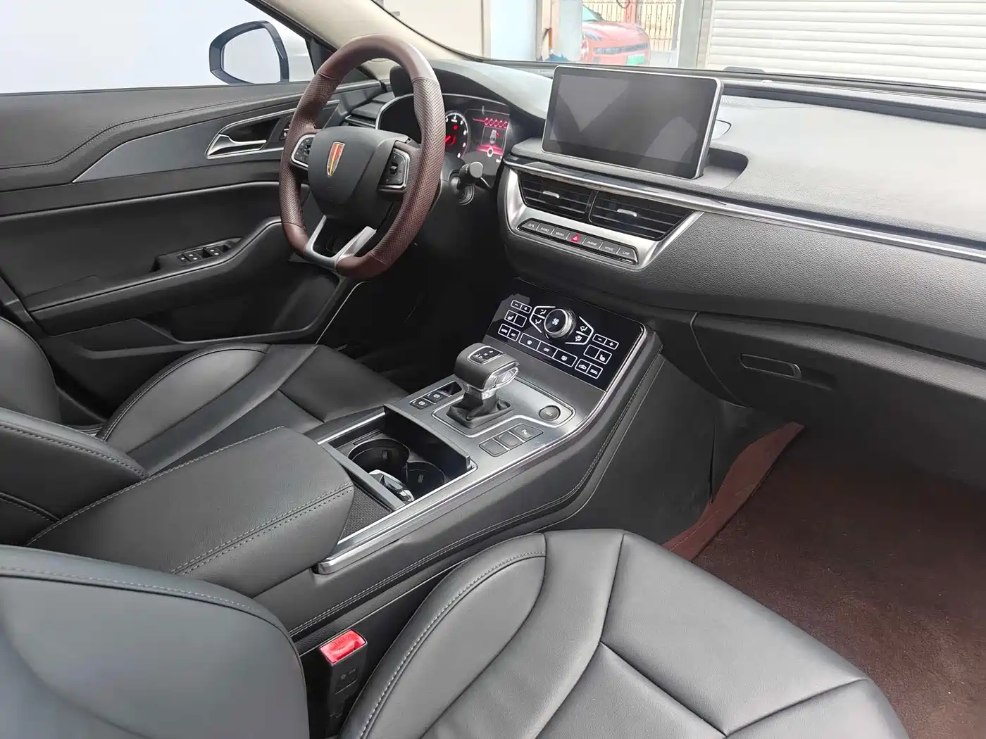 Hongqi H5 2020 1.8T Automatic Smart Connection Qi Enjoy Edition фото 14