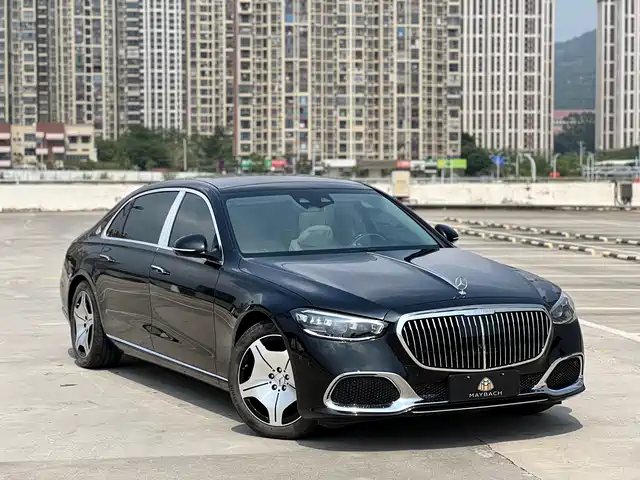 Mercedes-Benz Maybach S-Class 2025 Model S 480 4MATIC — фото 3