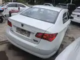 Photo 7 - Roewe 350