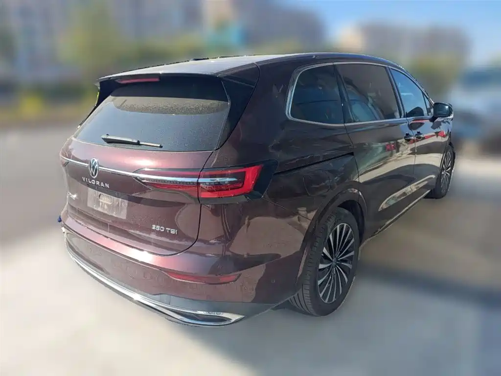 Volkswagen Viloran 2023 380TSI Premium Edition фото 29