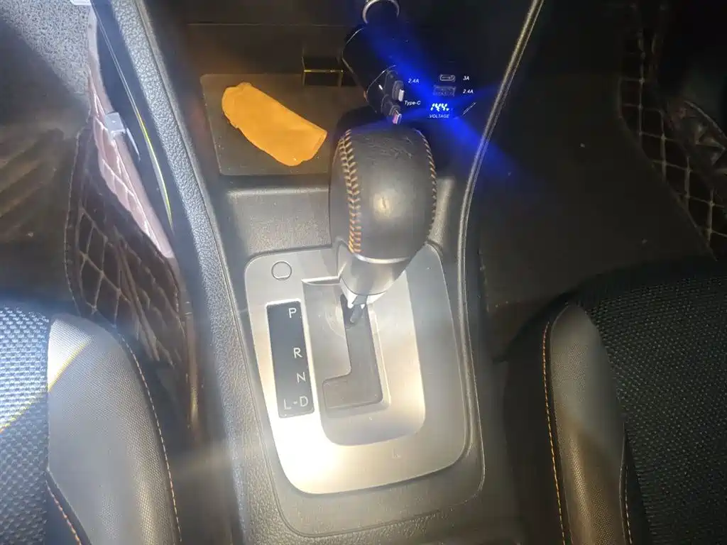 Subaru XV 2017 2.0i Comfort Navigation Edition фото 11