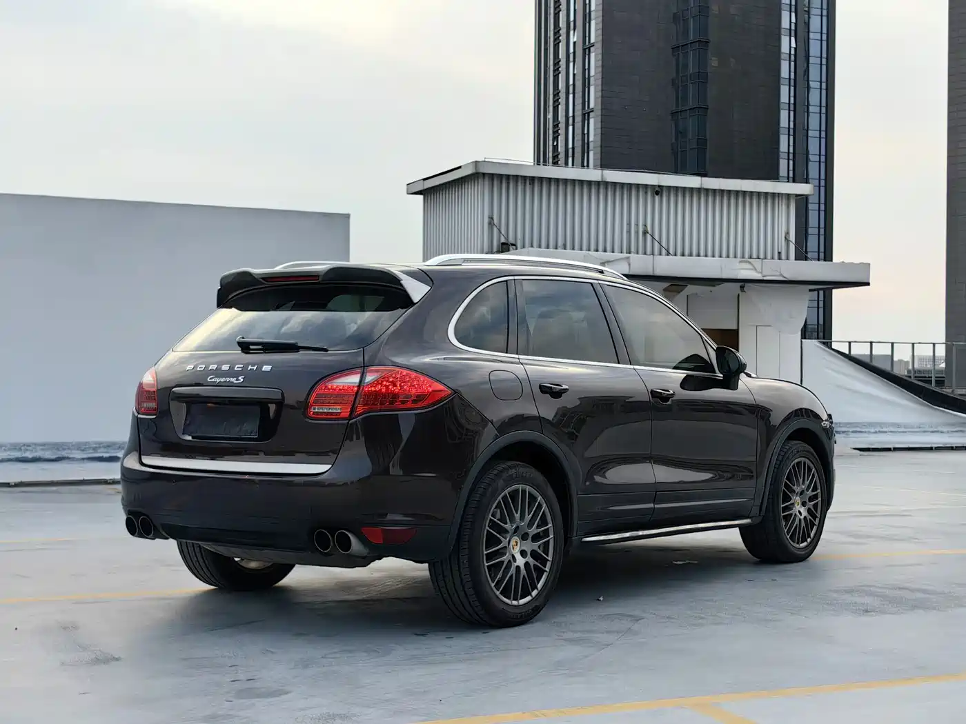 Porsche Cayenne 2014 Cayenne Platinum Edition 3.0T фото 5