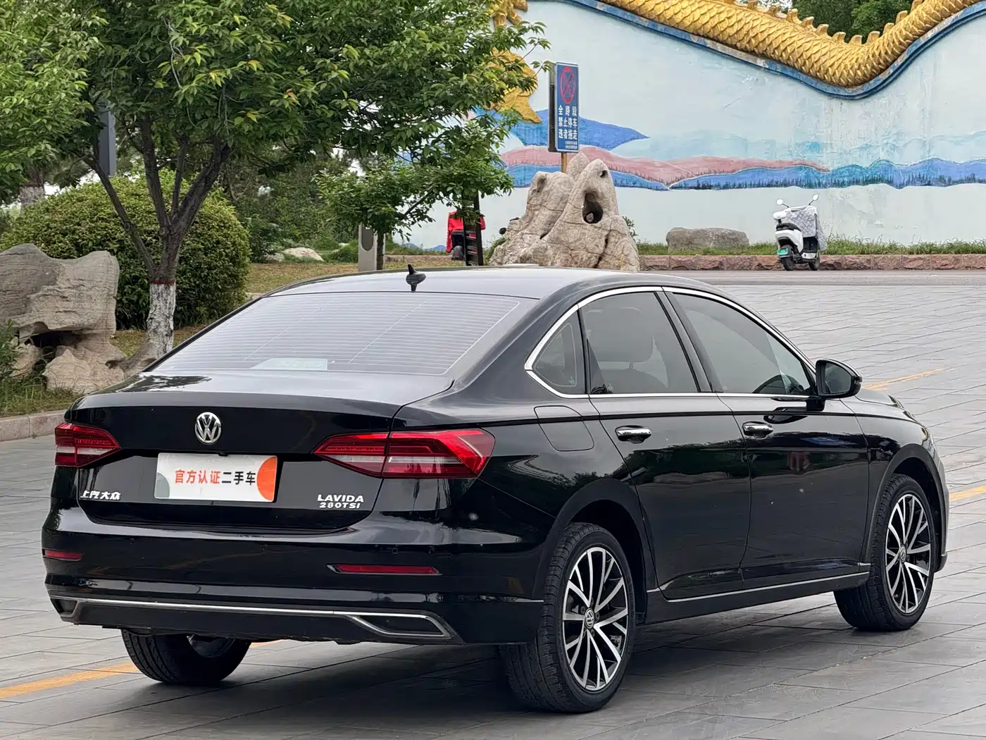 Volkswagen Lavida 2019 280TSI DSG Luxury Edition China VI фото 5