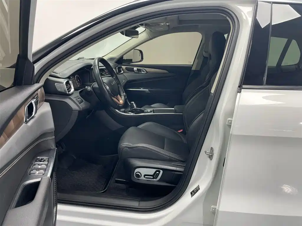 Lynk & Co 01 2019 2.0T 2WD Type Pro Version China V фото 16