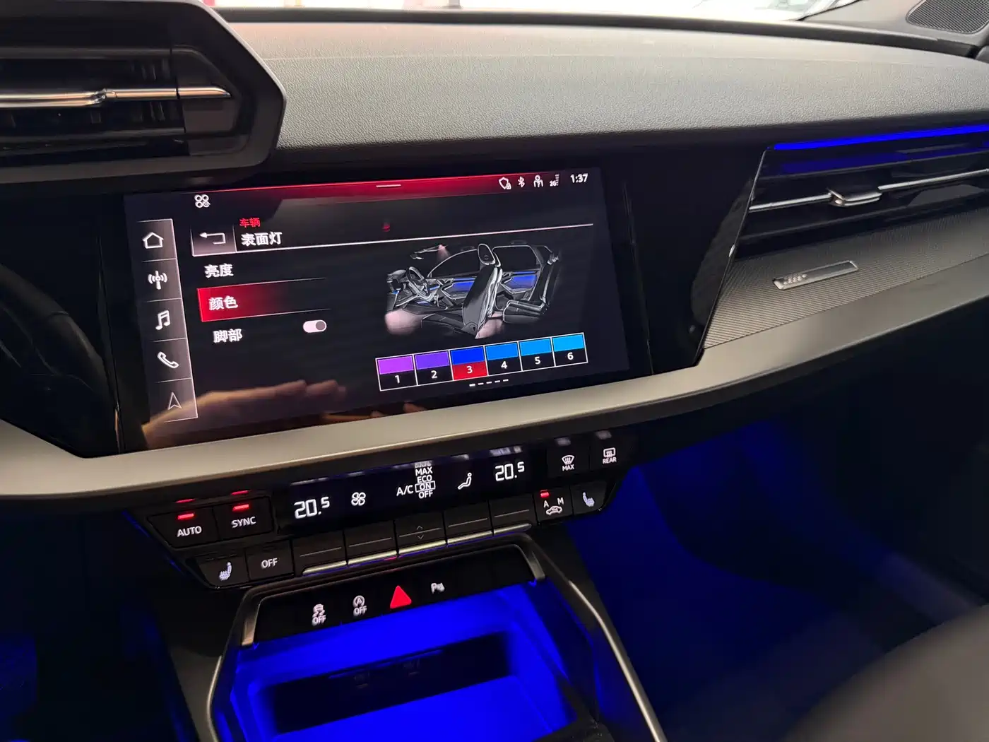Audi A3 2023 A3L Limousine 35 TFSI Fashion Sport фото 16