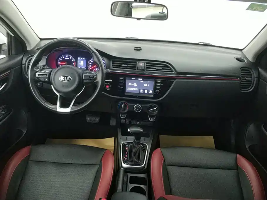 Kia KX CROSS 2018 1.6L Automatic Smart Sunroof Edition фото 12