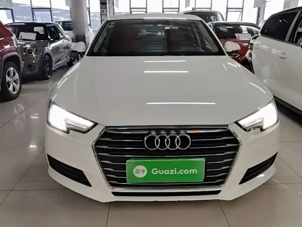 Audi A4L 2017 Plus 40 TFSI Progressive фото 3