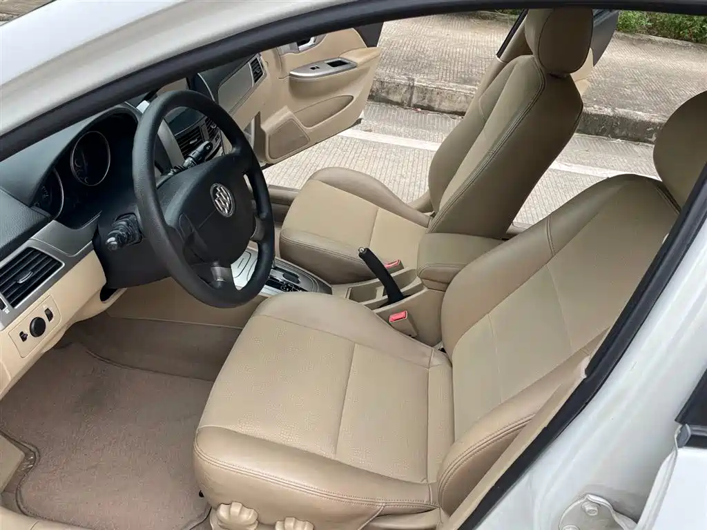Buick Excelle 2013 1.5L Automatic Classic фото 9