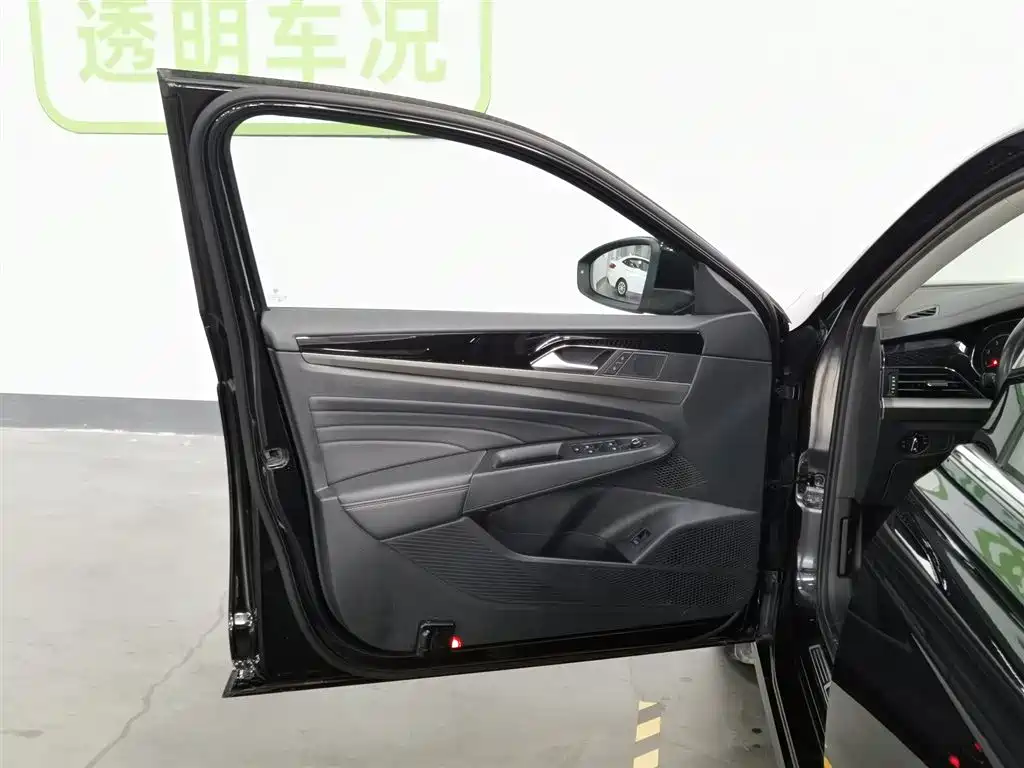 Volkswagen Passat 2019 330TSI Elite Version China VI фото 8