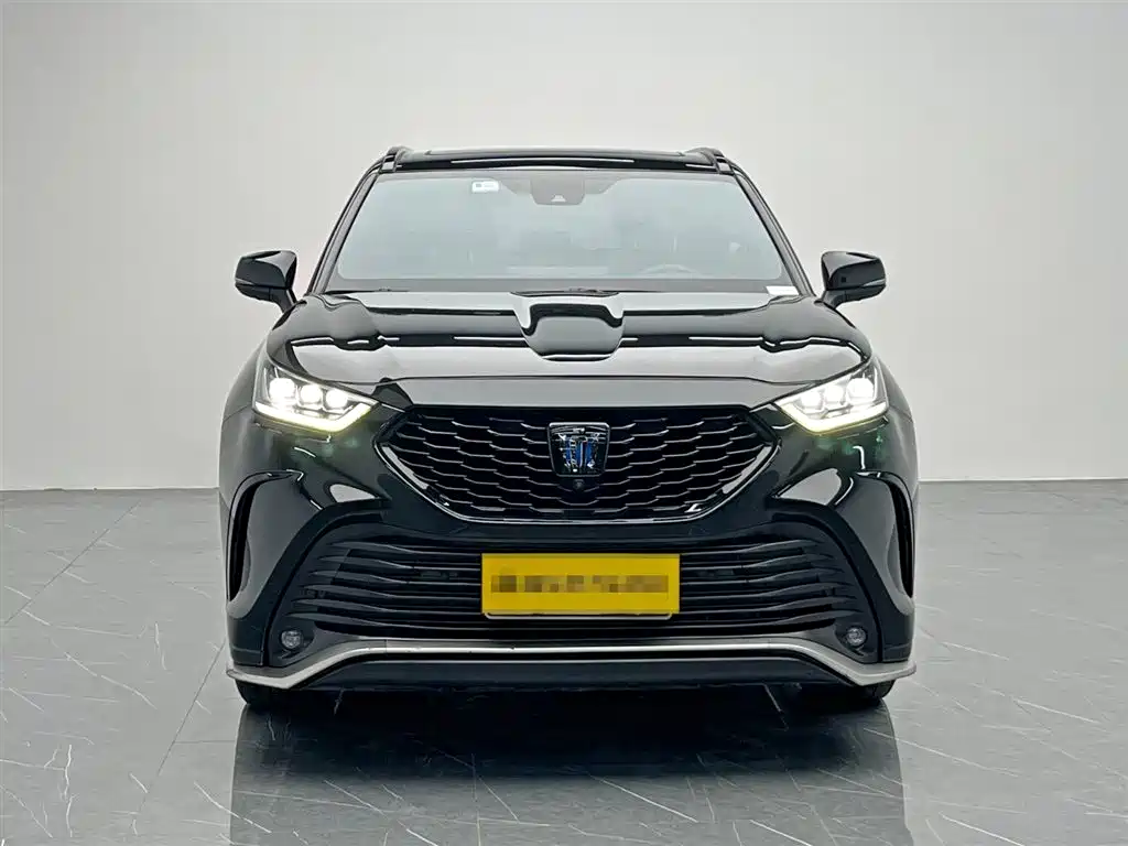 Toyota Crown Kluger 2022 2.5L HEV 4WD Premium Edition фото 2