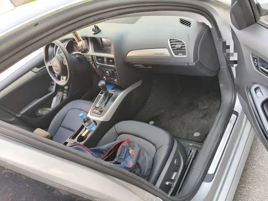 Фото 20 - Audi A4L