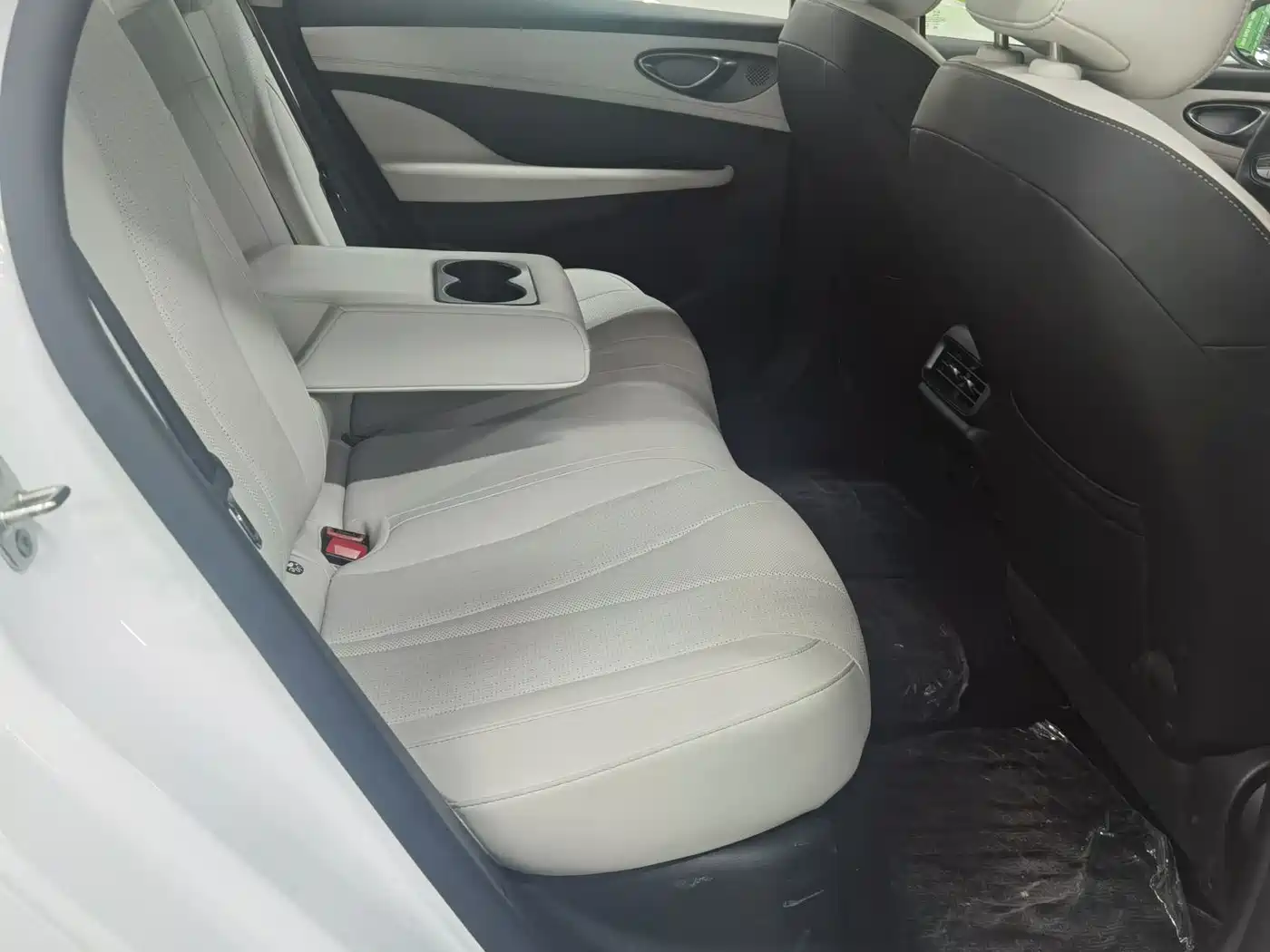 BYD Hai Bao 05 DM-i 2025 DM-i Smart Driving Edition 120KM Flagship фото 6