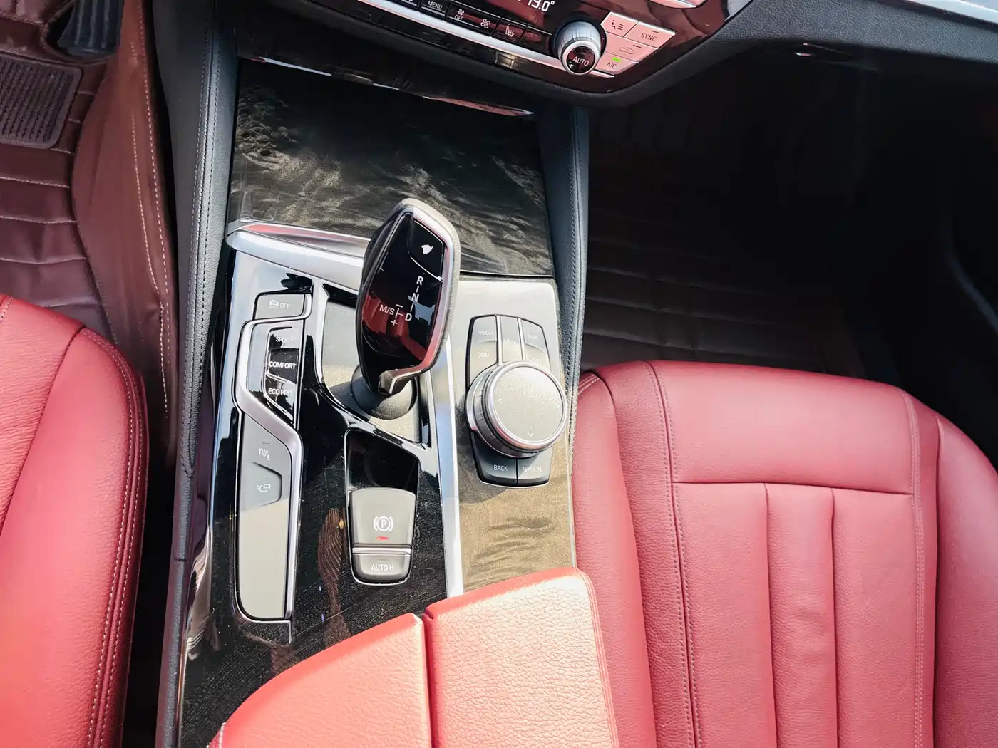 BMW 5 Series 2020 530Li Leading M Sport Package фото 12