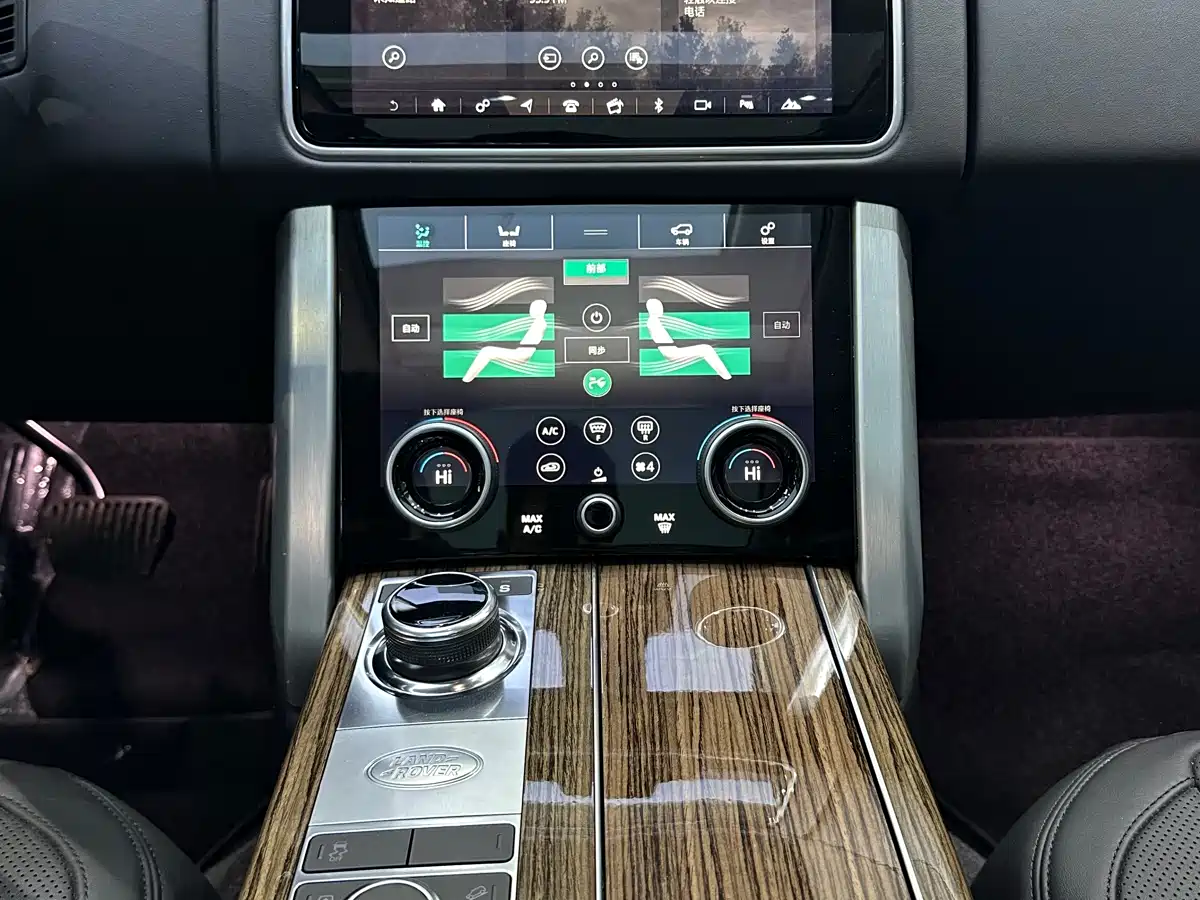 Land Rover Range Rover 2018 3.0 SC V6 Vogue Heritage Extended Edition фото 16