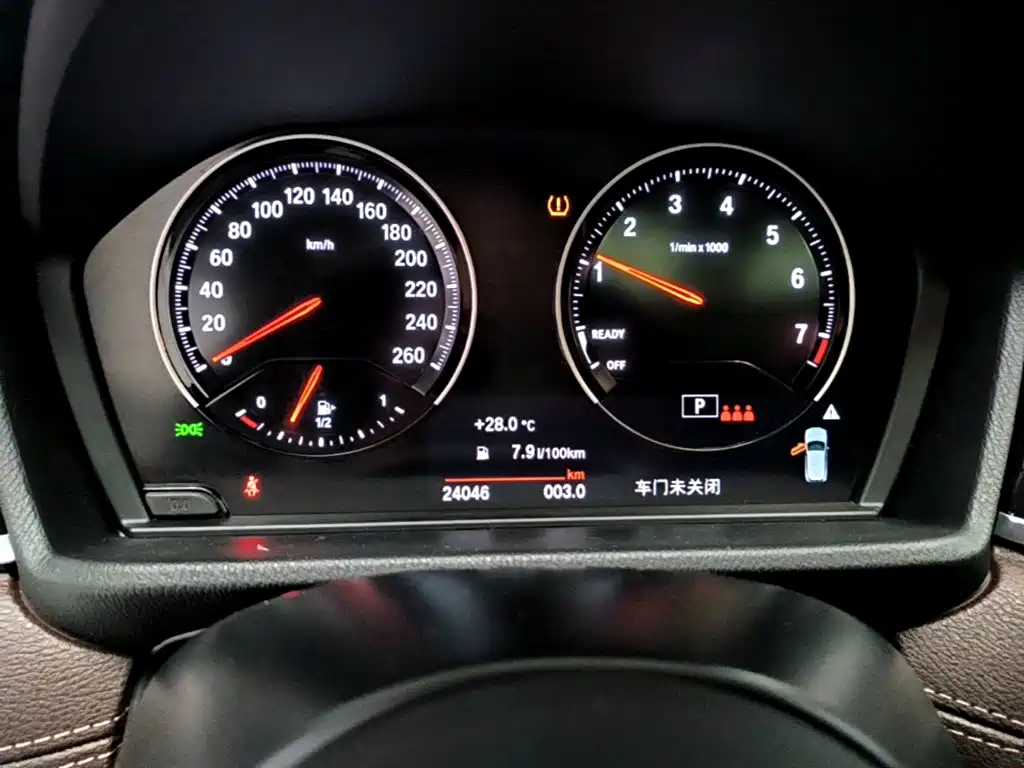 Фото 12 - BMW X2