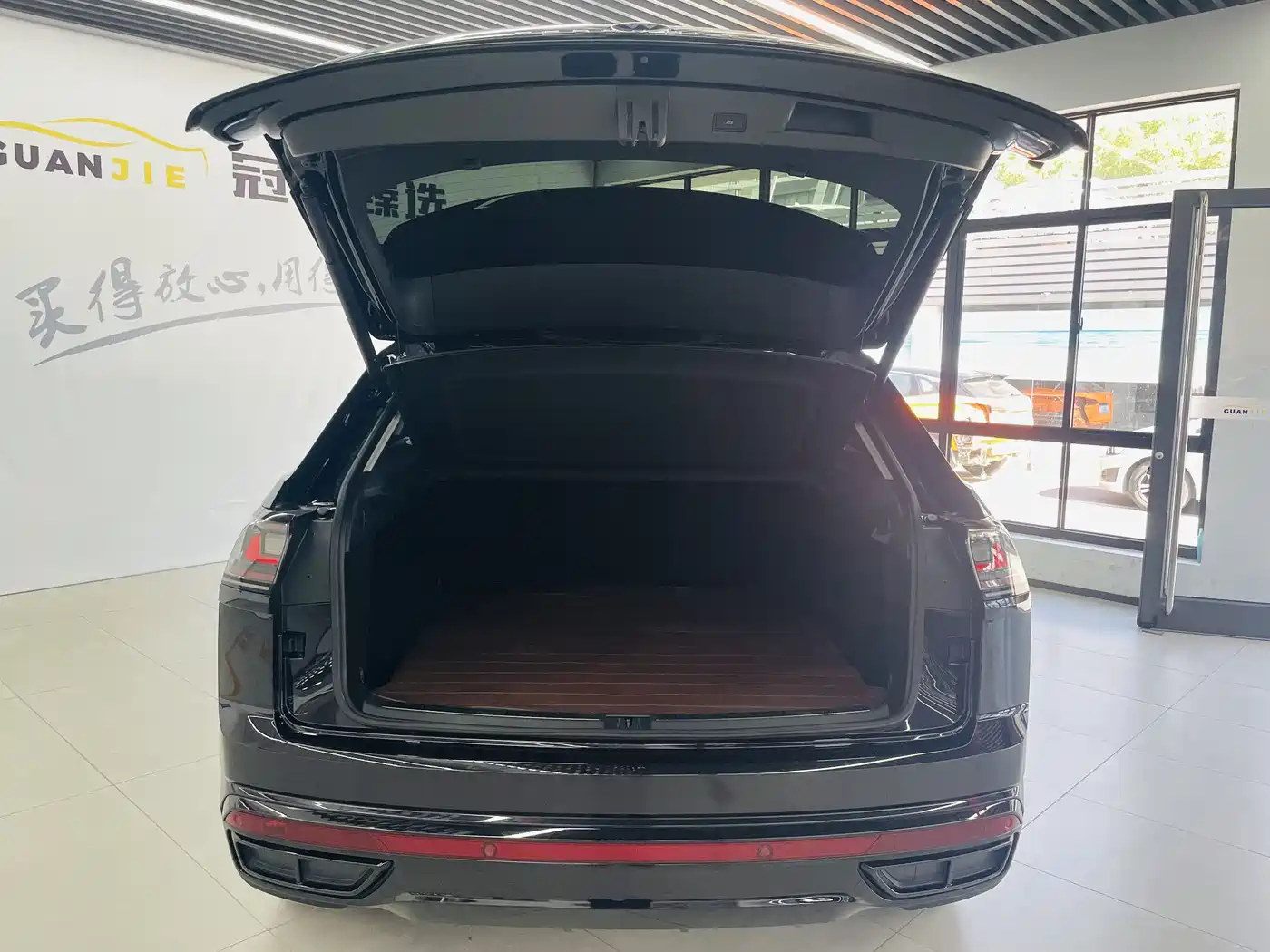 Volkswagen Teramont 2023 Teramont X 380TSI 4WD Premium Flagship фото 17