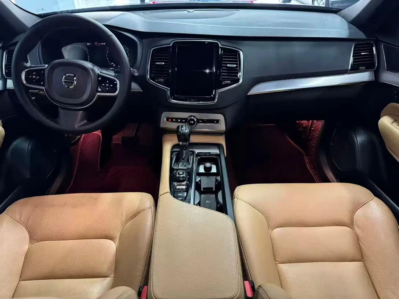 Volvo XC90 2017 2018 T6 Momentum 7-Seater